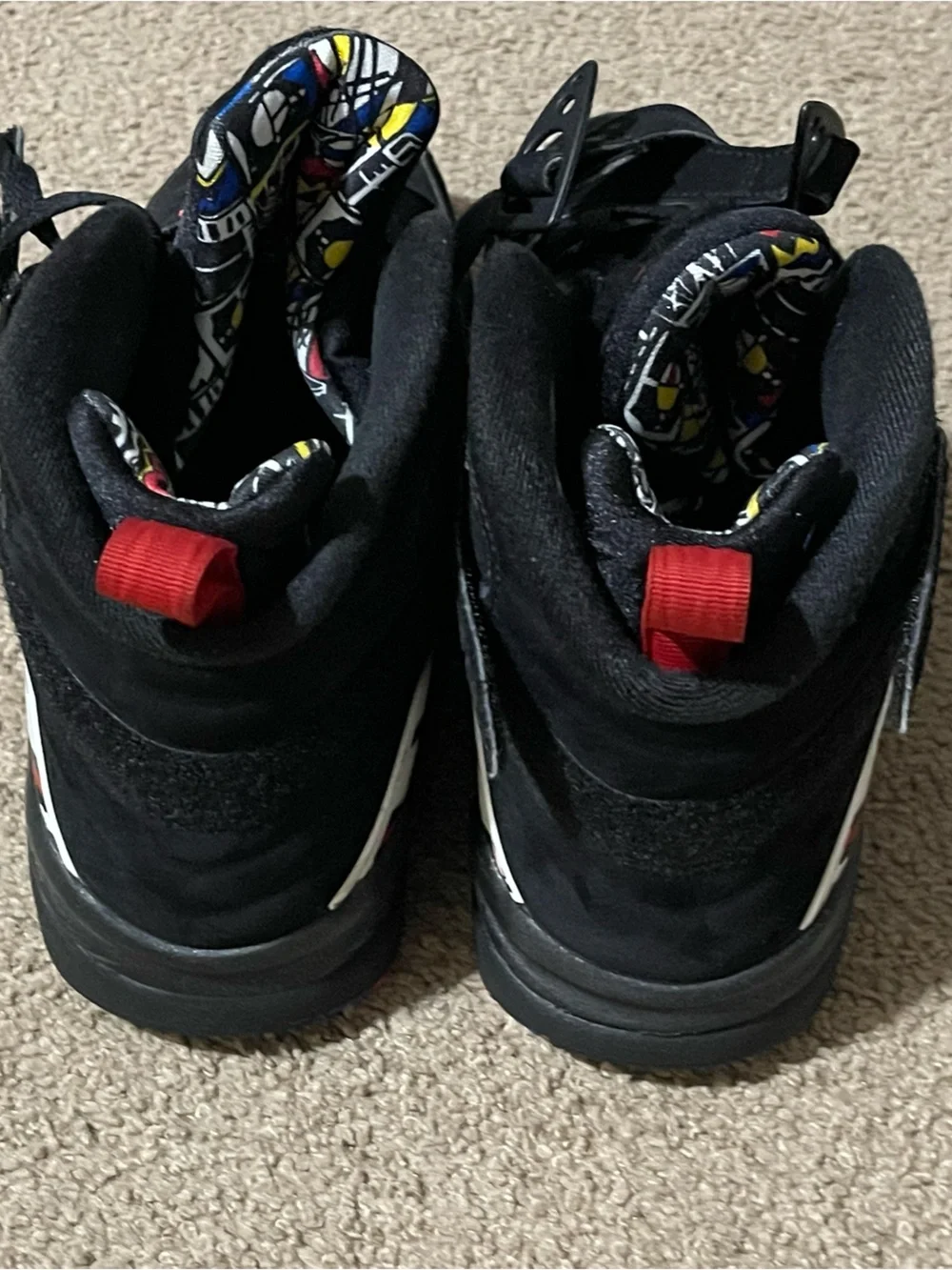 Nike Men’s Black Sneakers with Red Accents